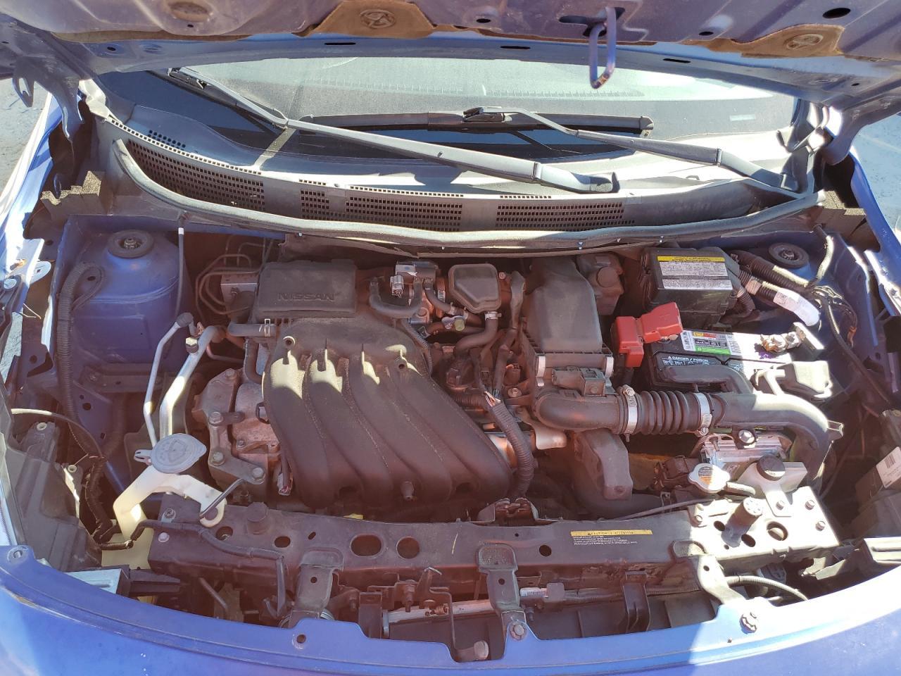 2017 NISSAN VERSA