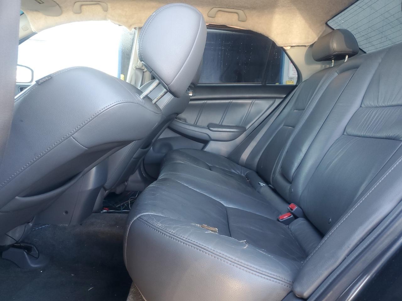 2004 HONDA ACCORD