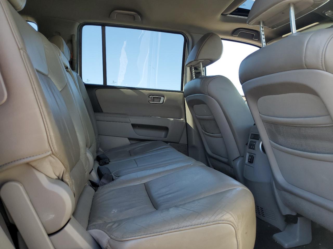 2011 HONDA PILOT