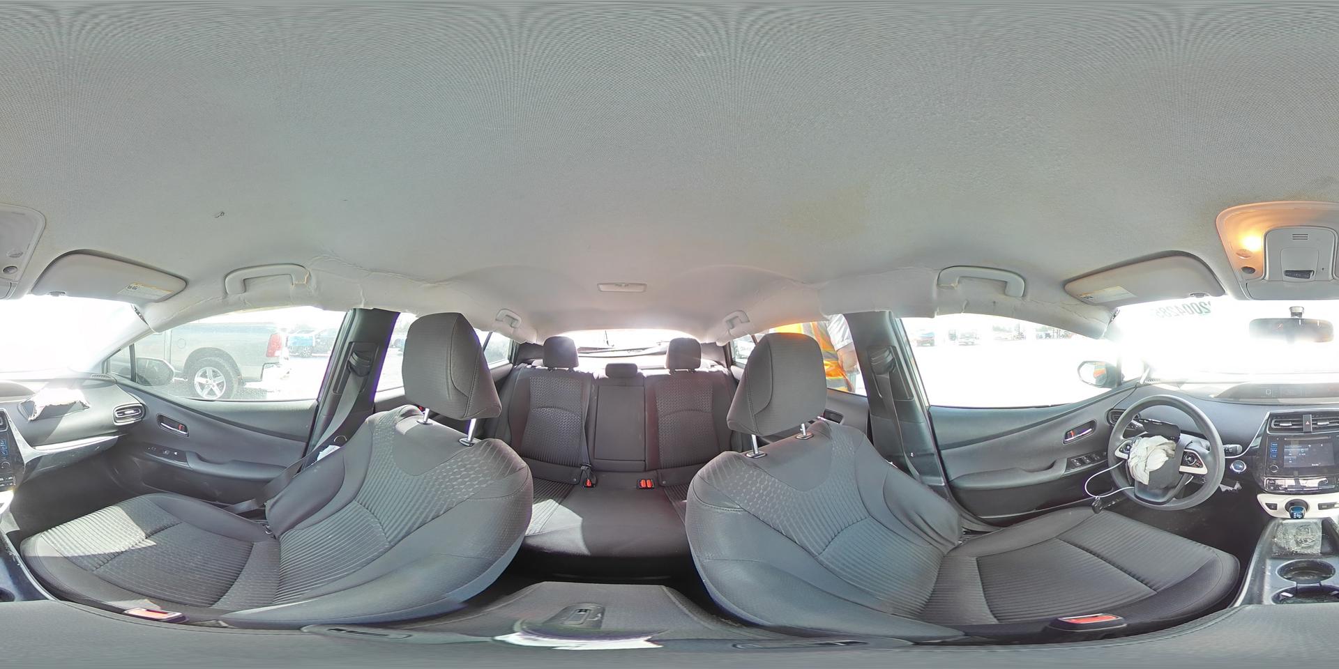 2016 TOYOTA PRIUS