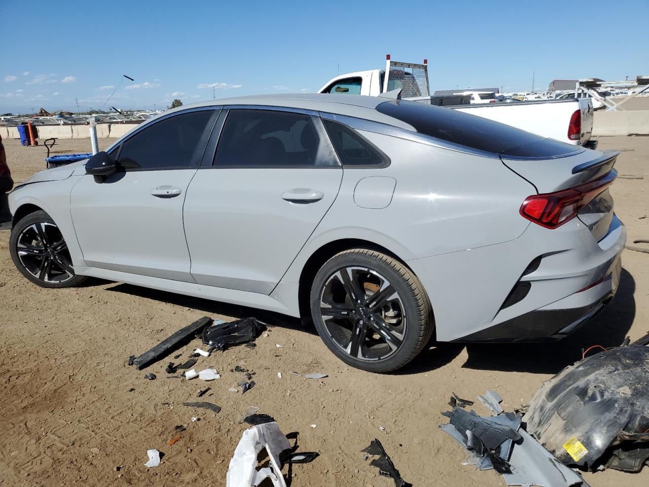 2023 KIA K5