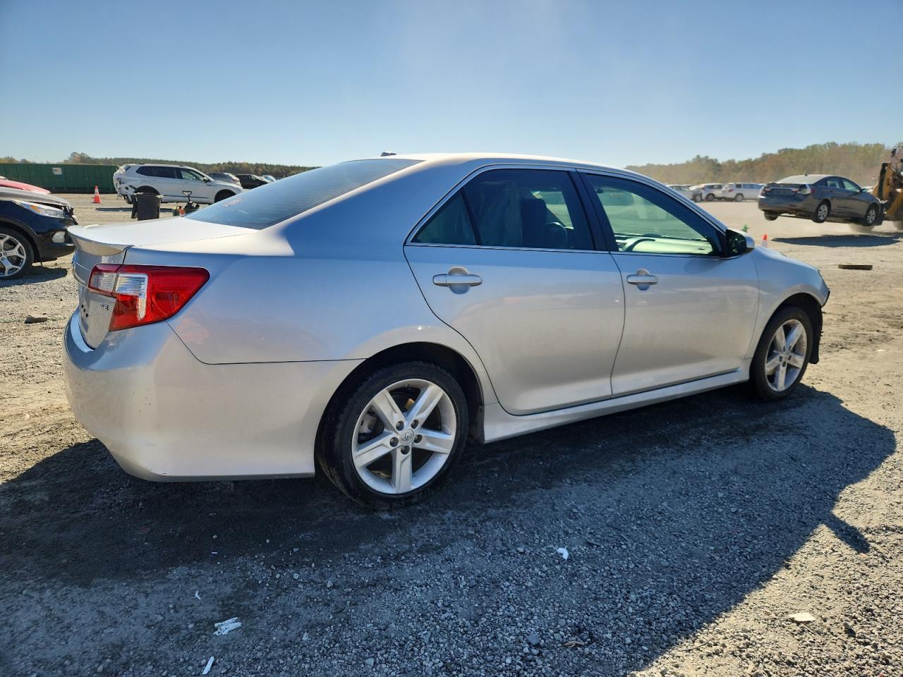 2014 TOYOTA CAMRY
