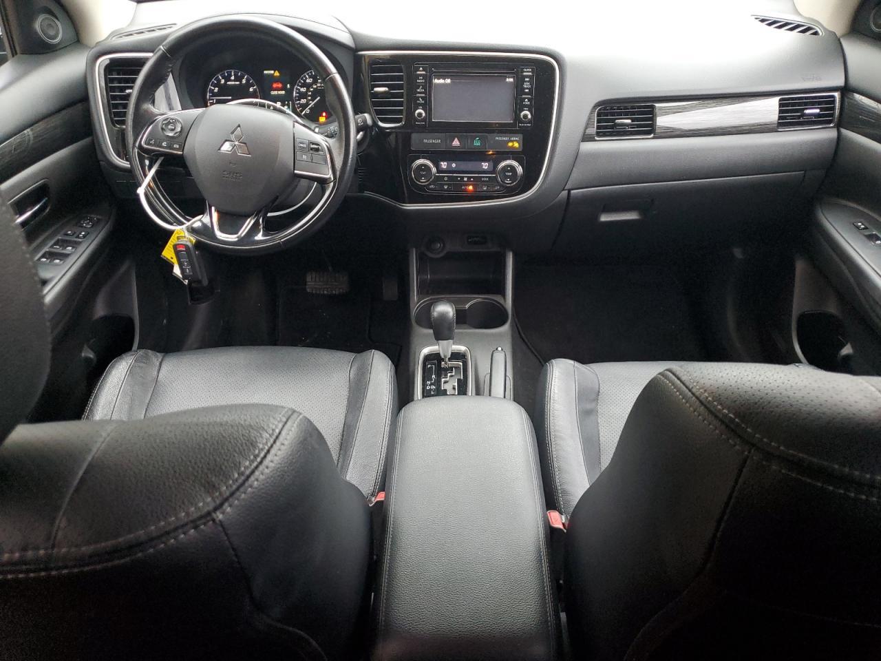 2016 MITSUBISHI outlander