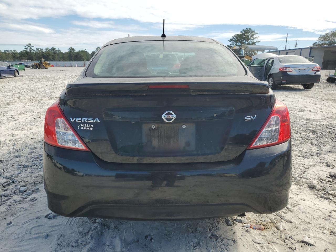 2019 NISSAN VERSA