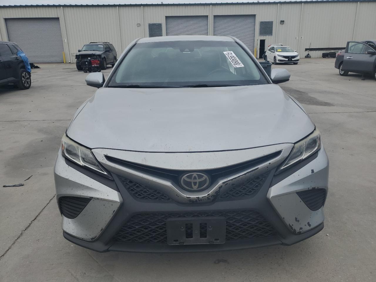 2018 TOYOTA CAMRY