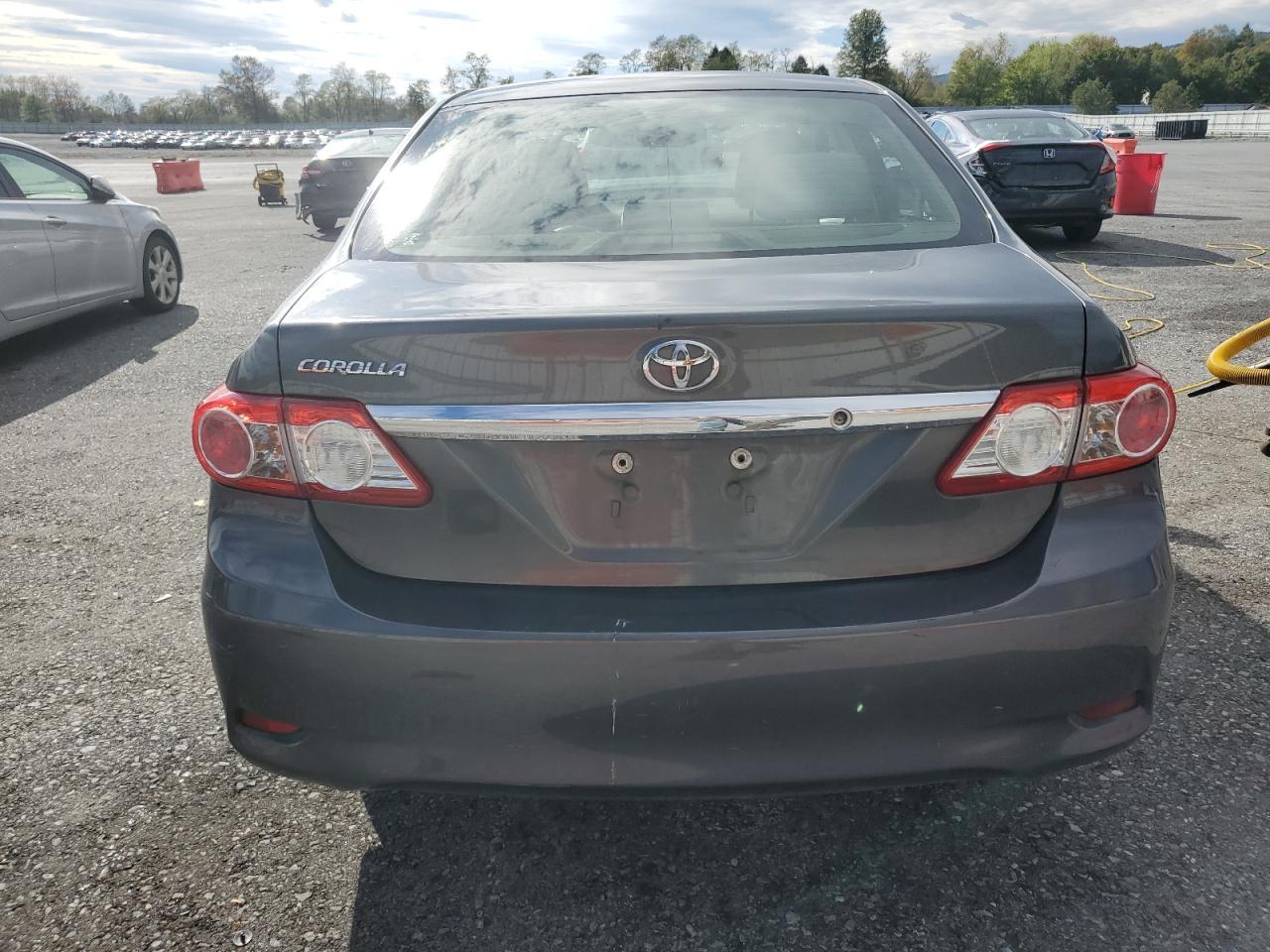 2012 TOYOTA COROLLA