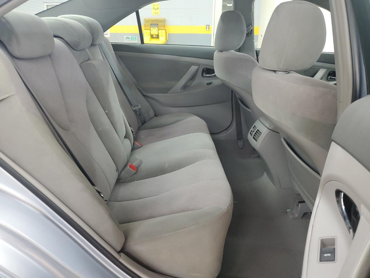 2010 TOYOTA CAMRY