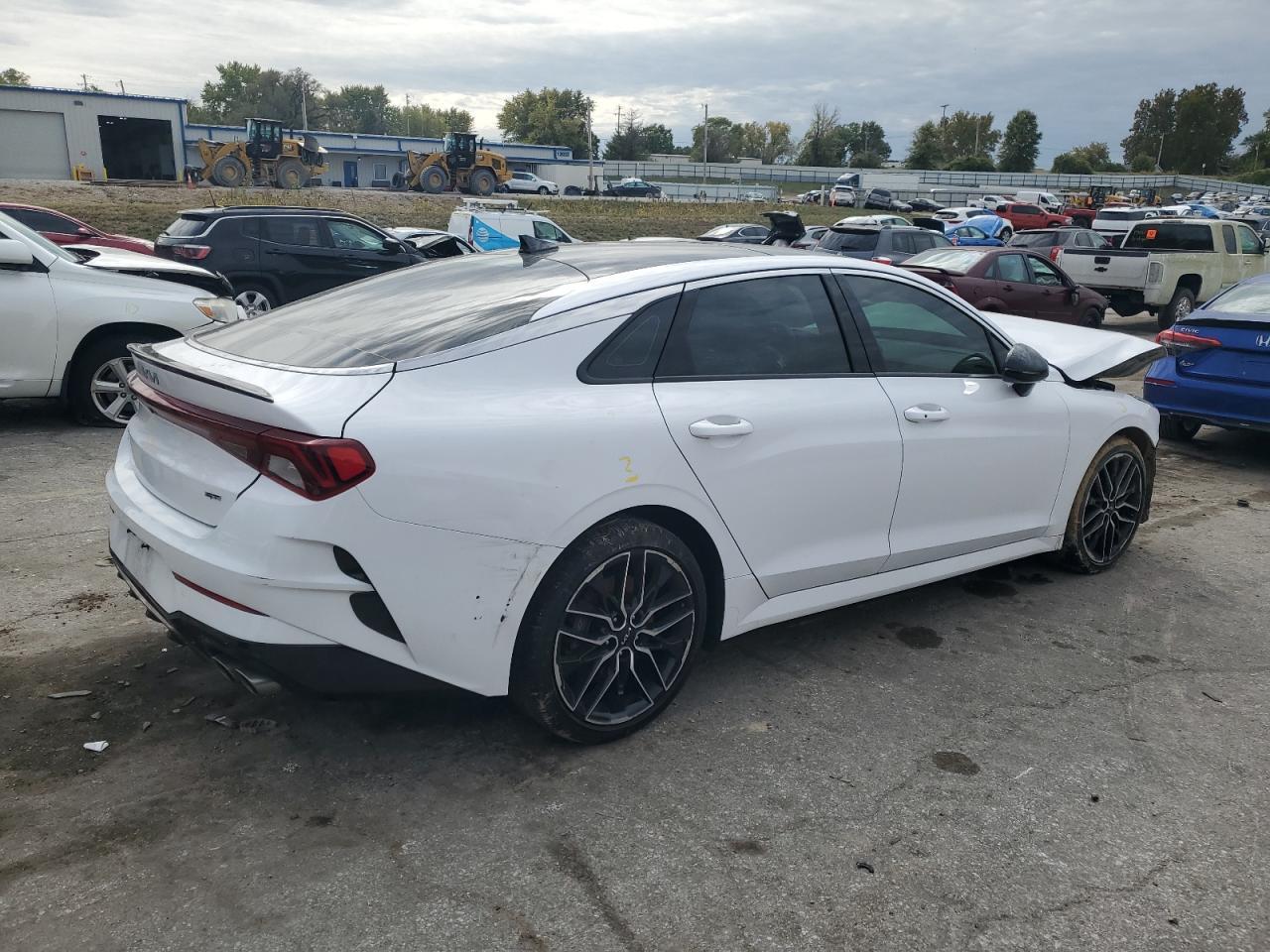 2023 KIA K5
