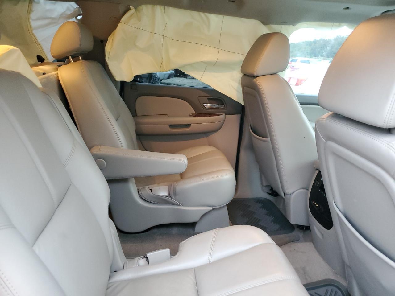 2008 CHEVROLET Suburban