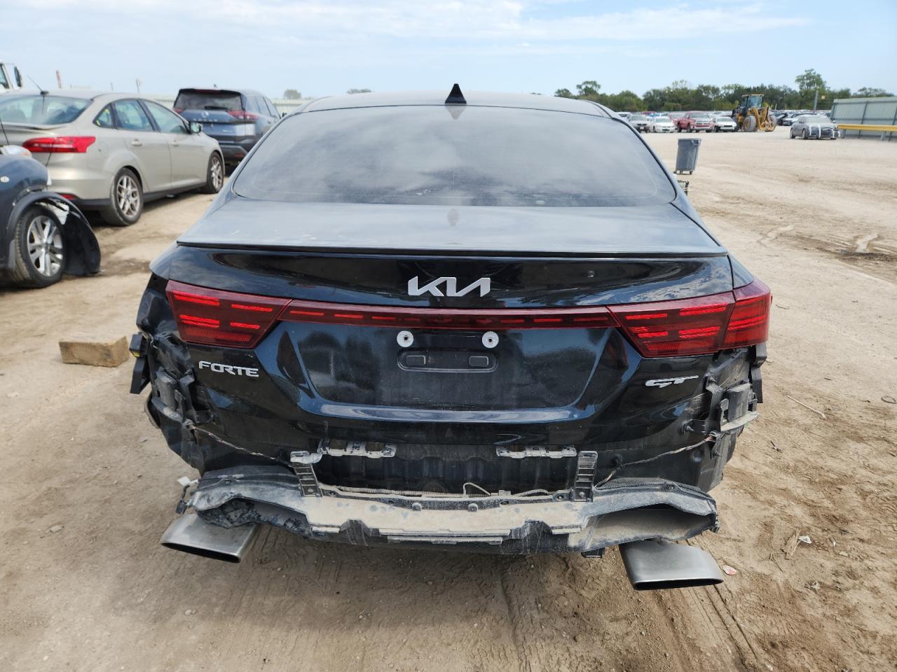 2024 KIA FORTE