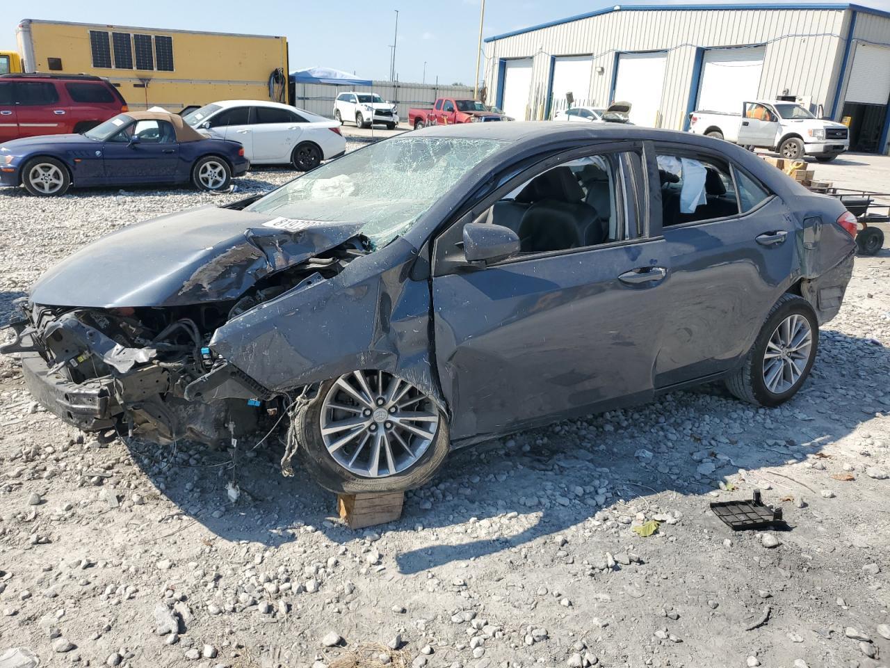2015 TOYOTA COROLLA