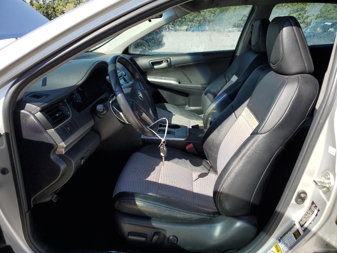 2014 TOYOTA CAMRY
