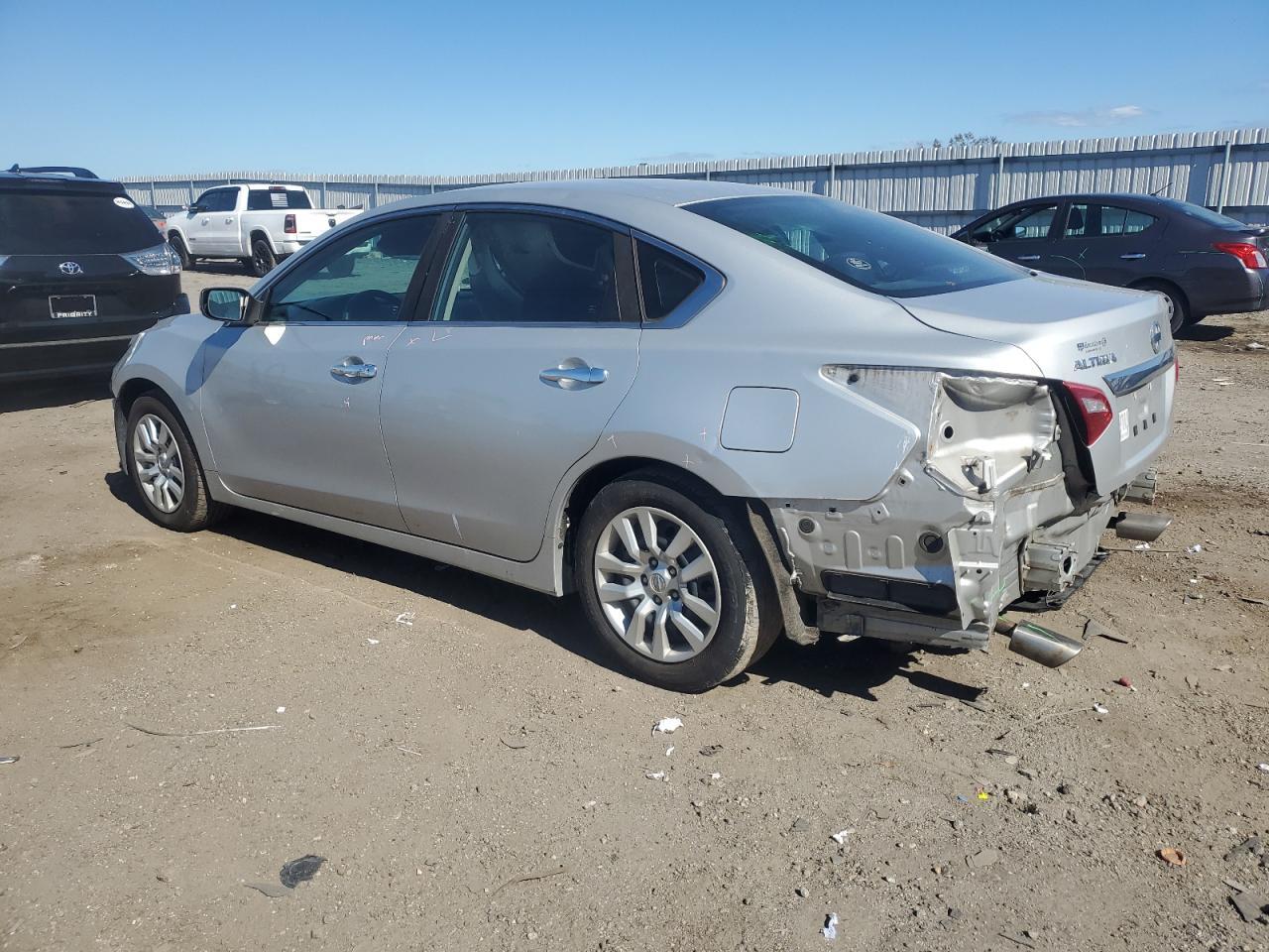 2016 NISSAN ALTIMA
