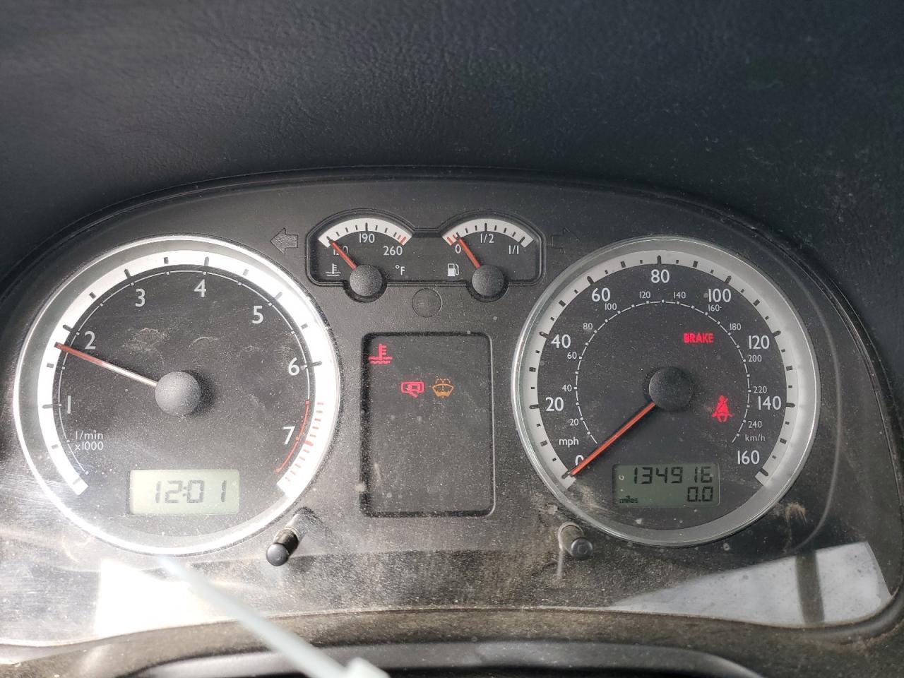 2005 VOLKSWAGEN JETTA