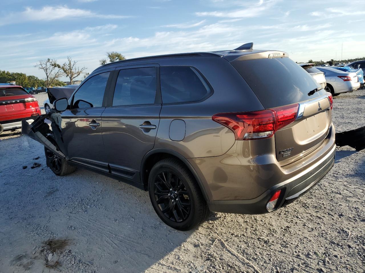 2018 MITSUBISHI outlander