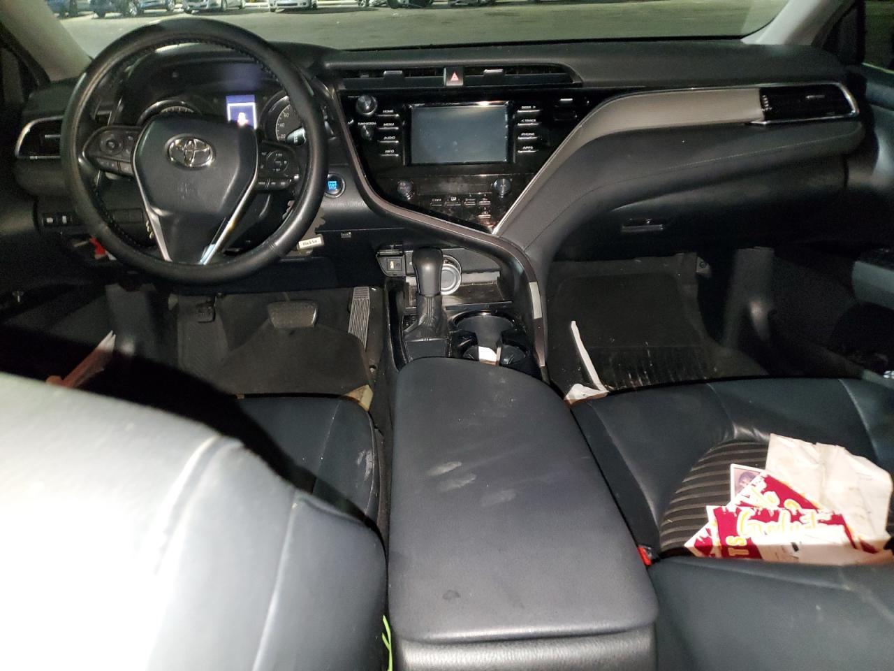 2018 TOYOTA CAMRY