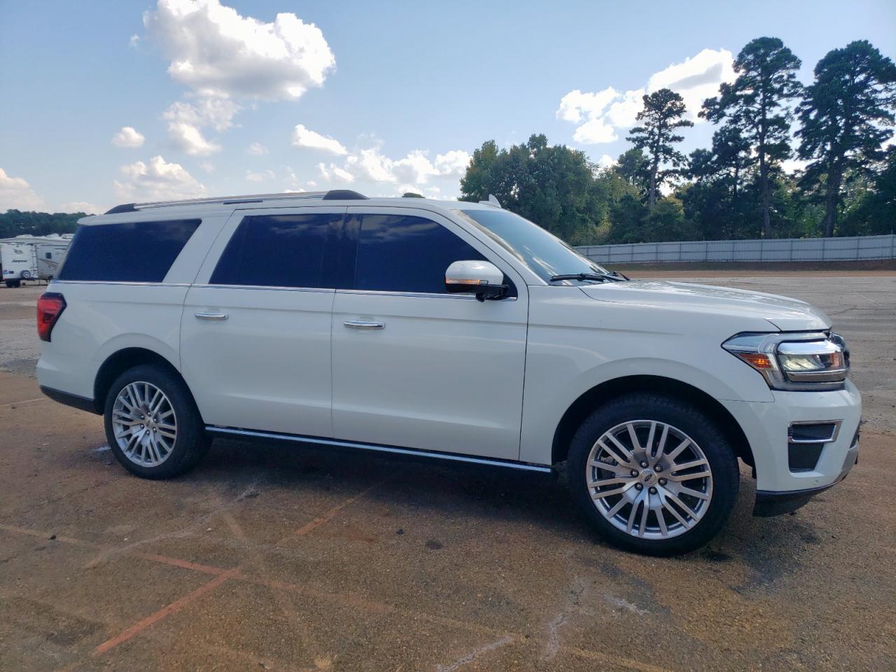 2024 FORD Expedition