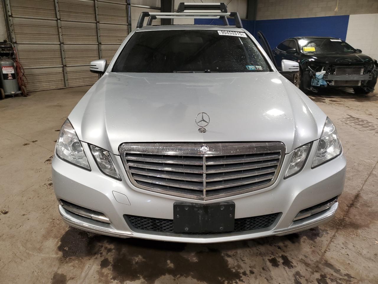 2012 MERCEDES-BENZ E-Class