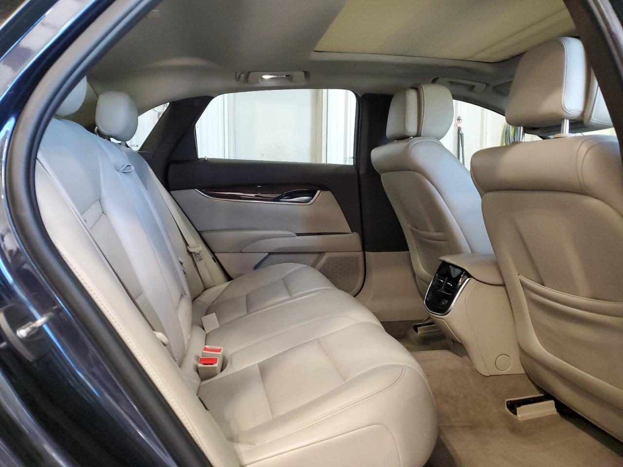 2013 CADILLAC XTS