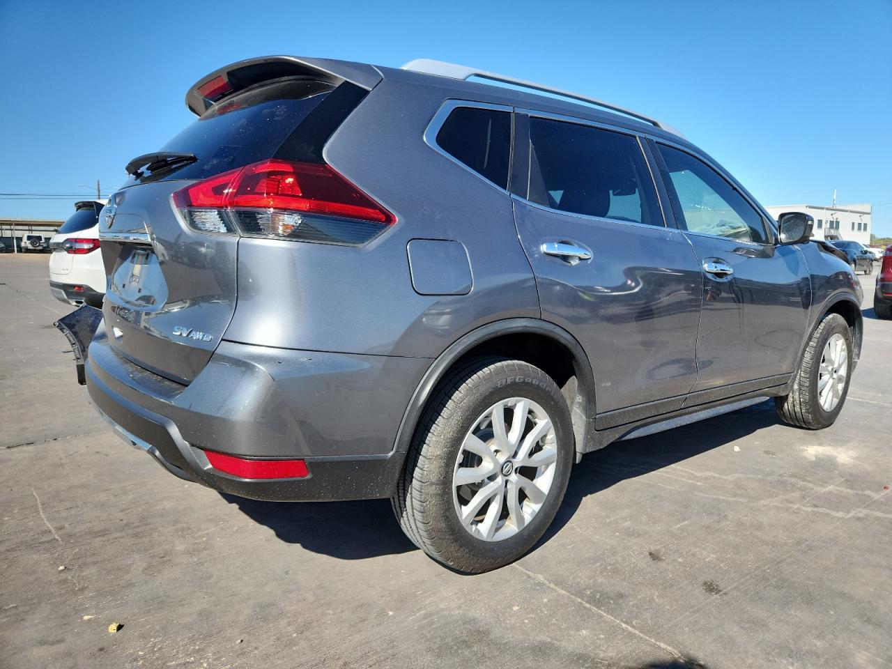 2018 NISSAN ROGUE