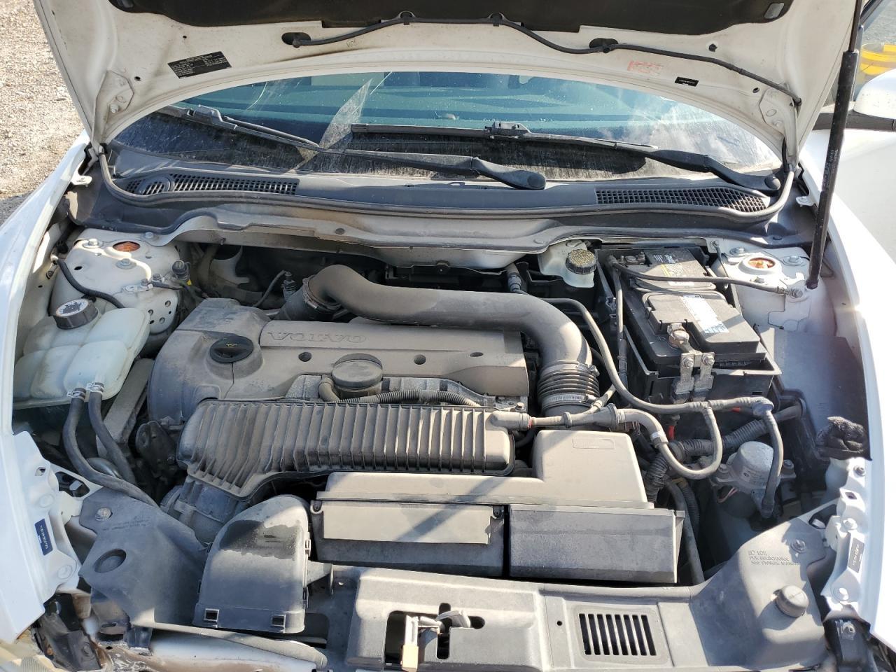 2011 VOLVO C30