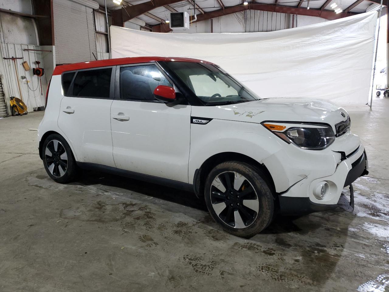 2017 KIA SOUL