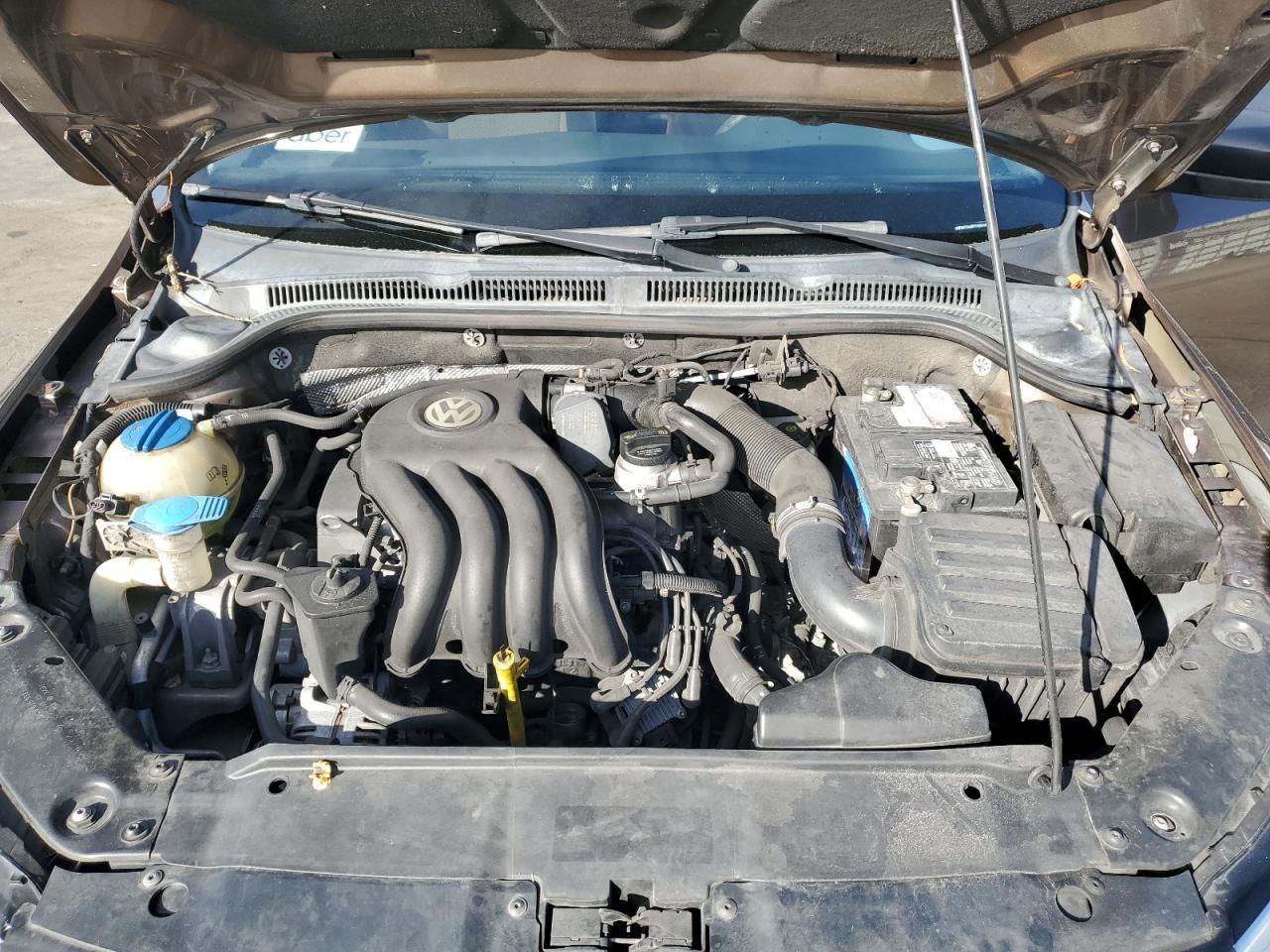 2014 VOLKSWAGEN JETTA