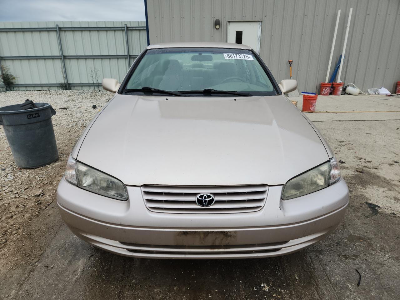 1998 TOYOTA CAMRY