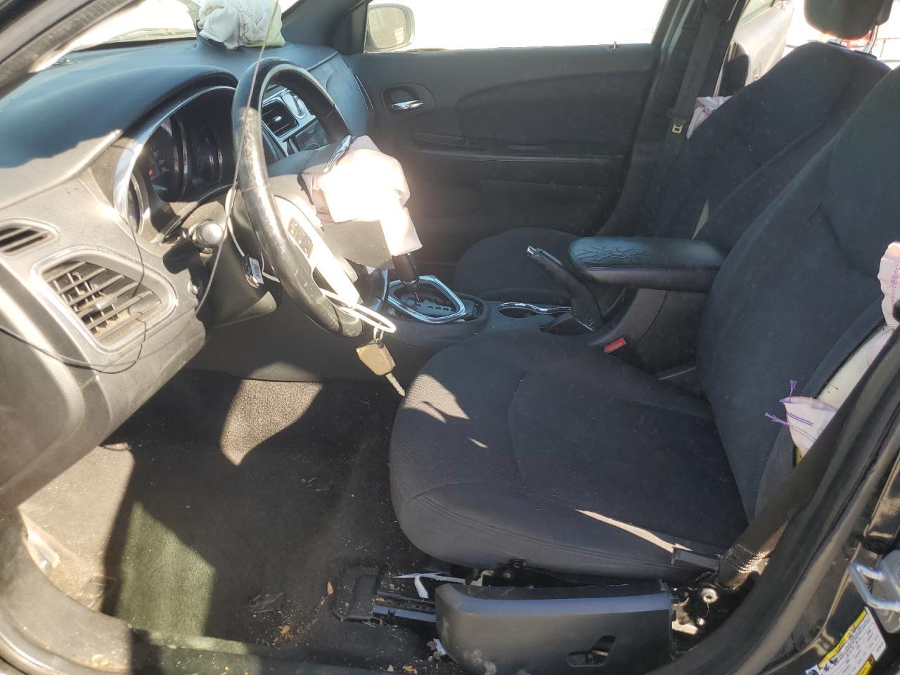 2014 CHRYSLER 200