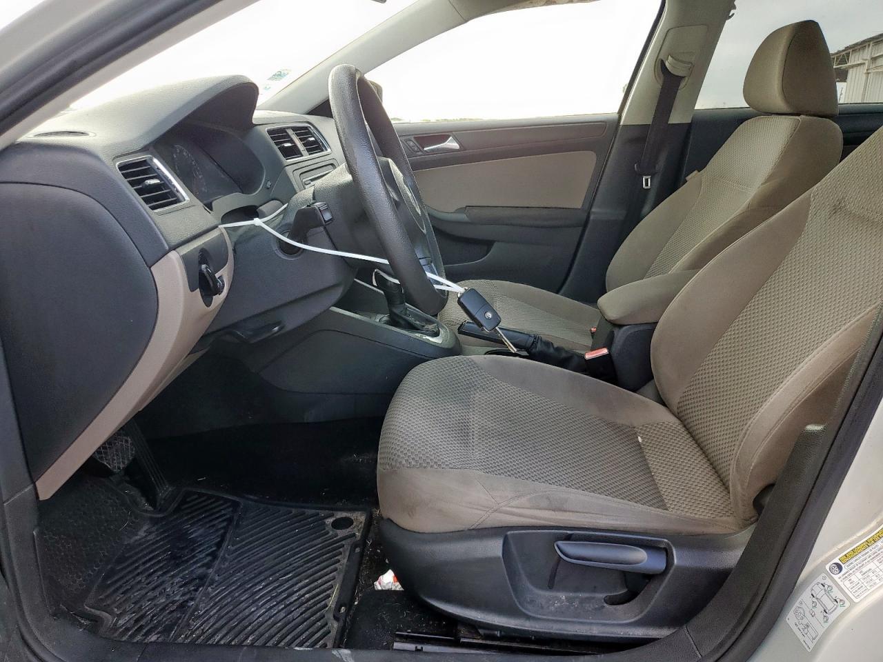 2012 VOLKSWAGEN JETTA