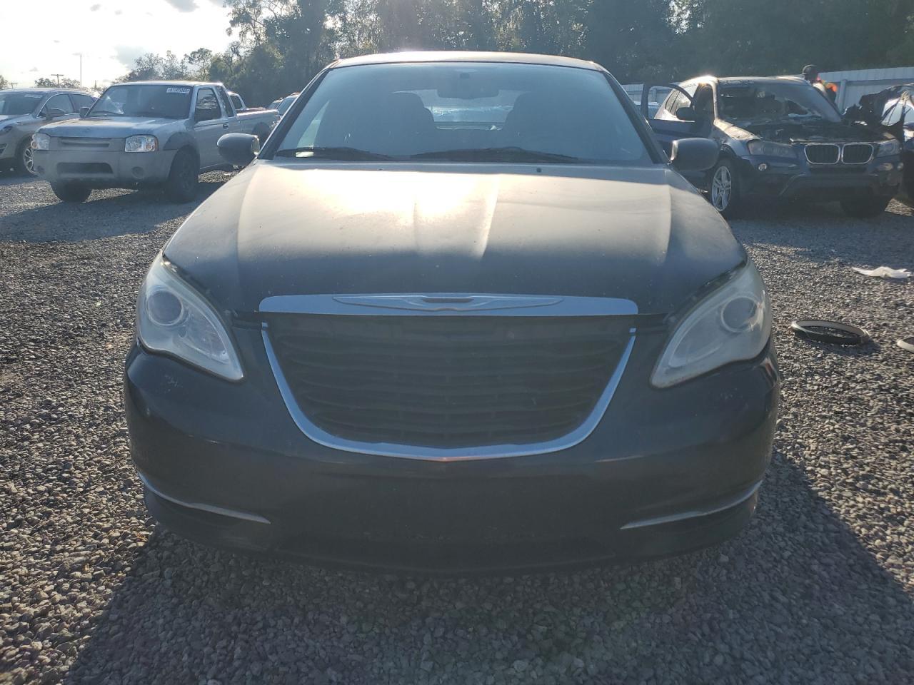 2012 CHRYSLER 200
