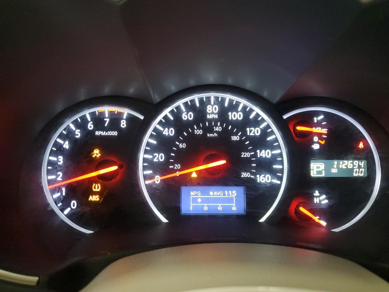 2013 NISSAN Quest
