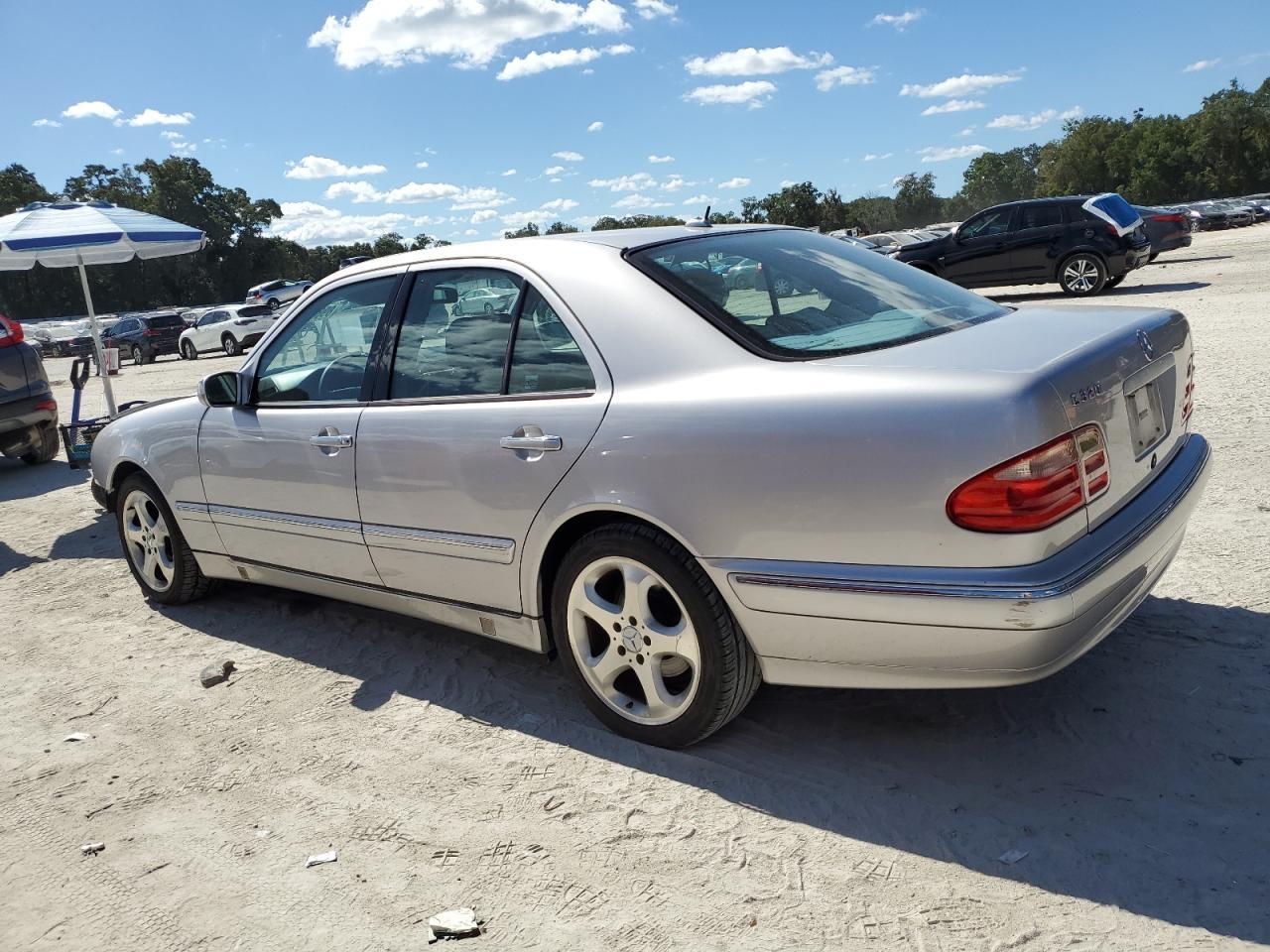 2002 MERCEDES-BENZ E-Class