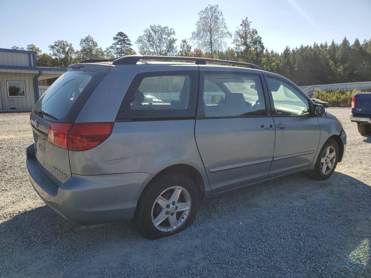 2006 TOYOTA SIENNA