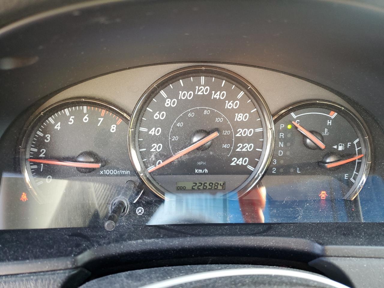 2004 TOYOTA CAMRY