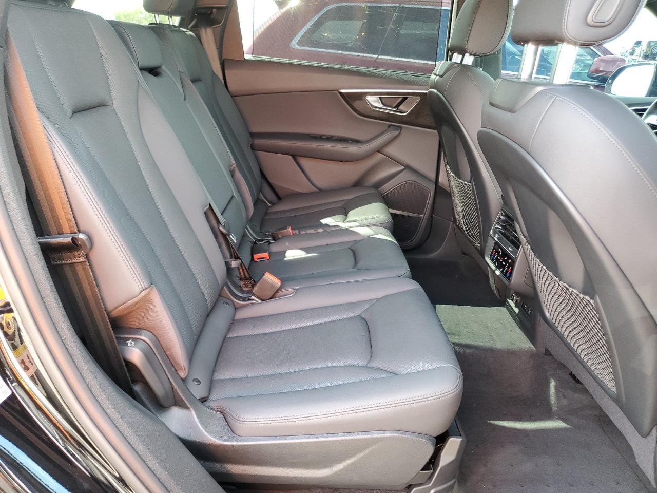 2021 AUDI Q7