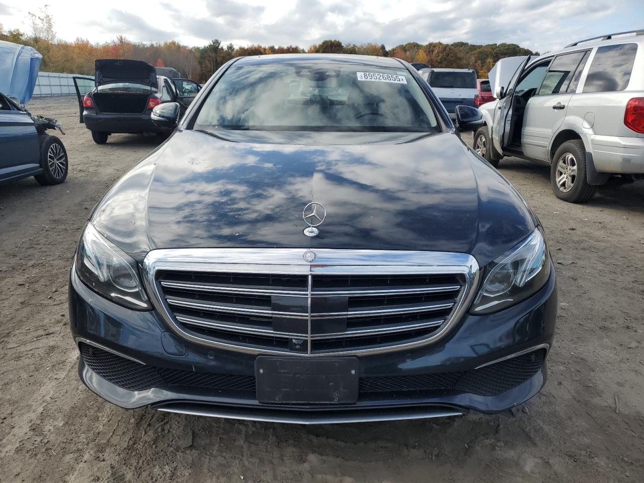 2017 MERCEDES-BENZ E-Class