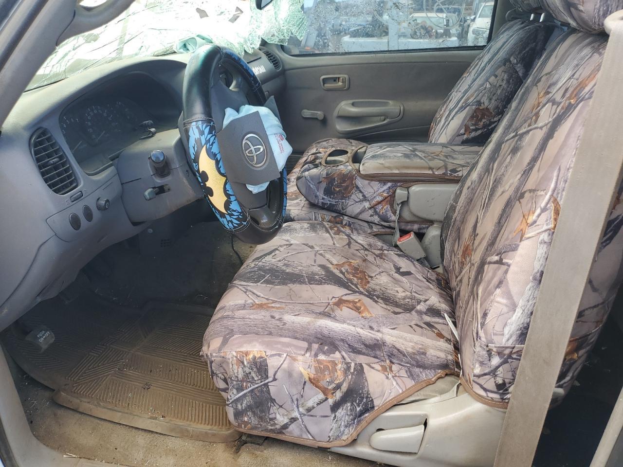 2004 TOYOTA TUNDRA