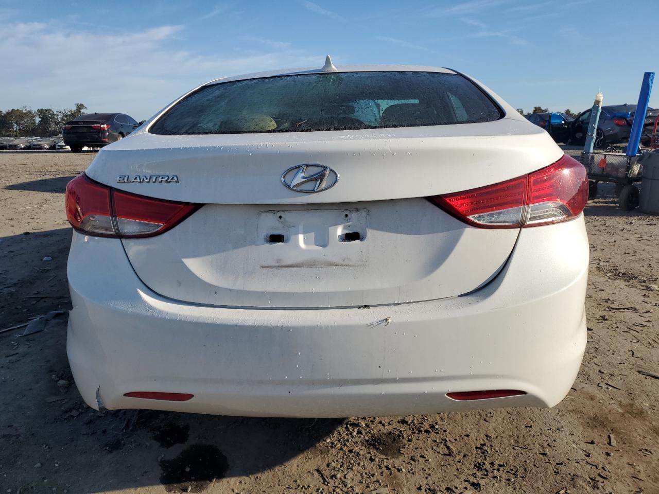 2012 HYUNDAI ELANTRA