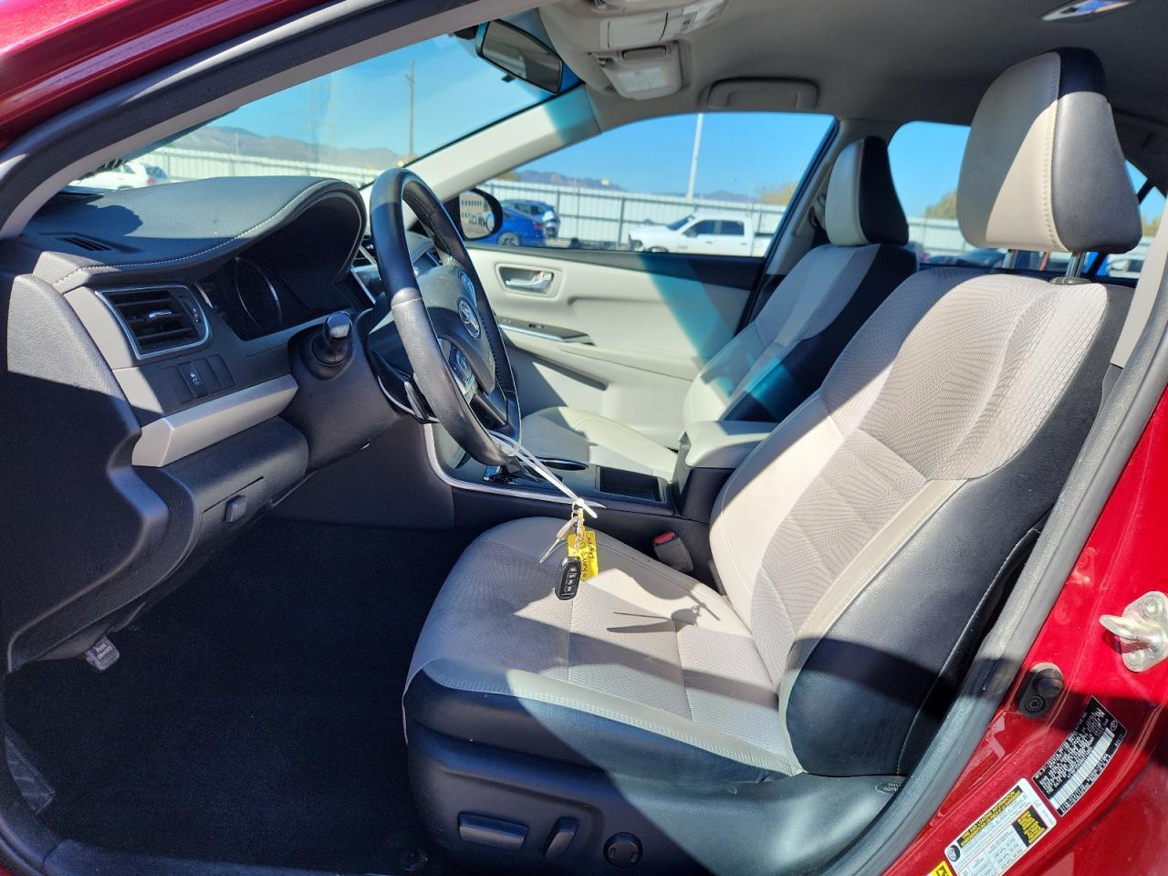 2017 TOYOTA CAMRY
