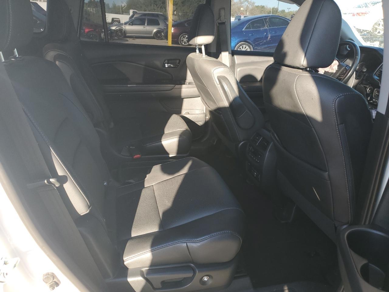 2020 HONDA PILOT