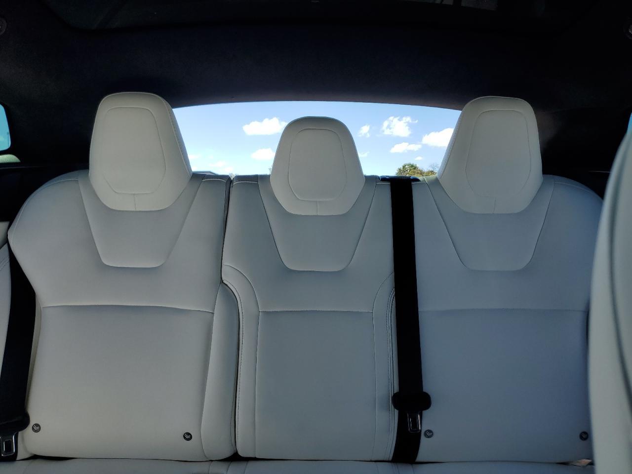 2020 TESLA MODEL S