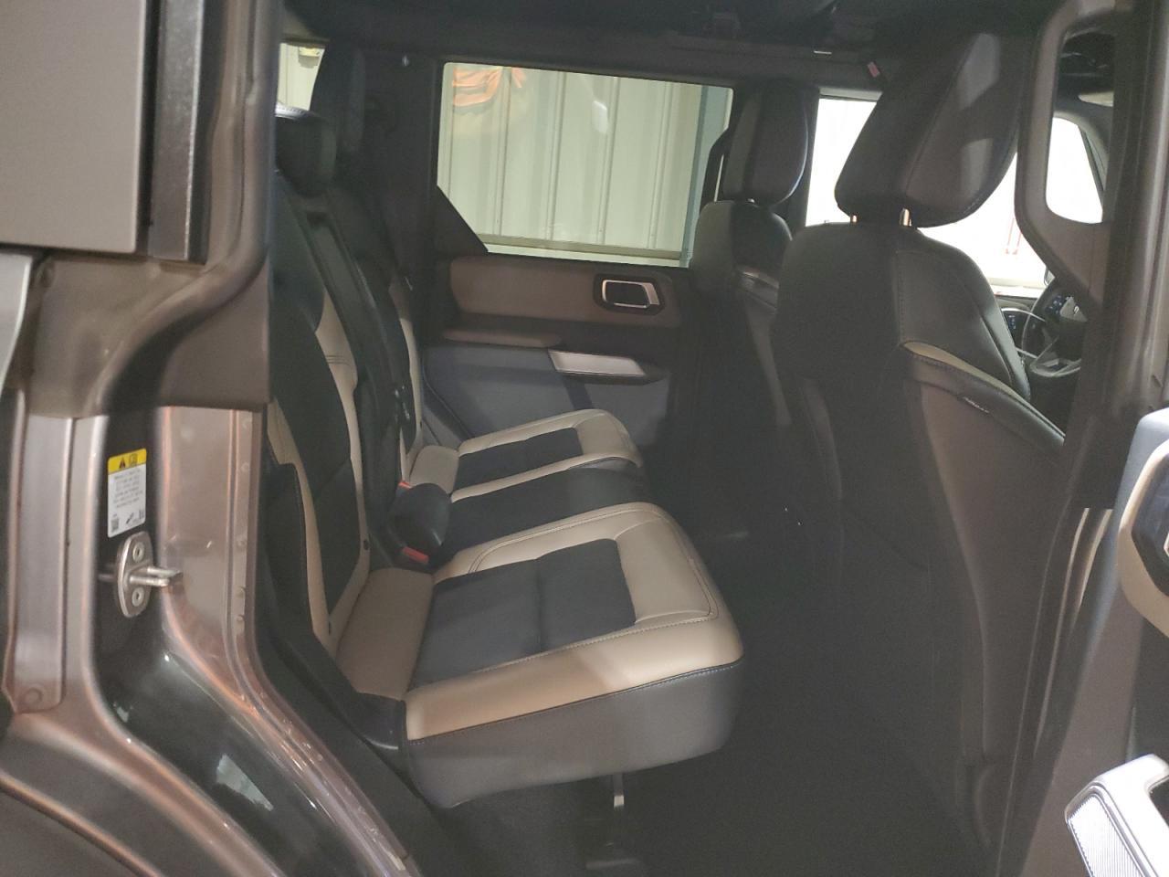 2023 FORD Bronco