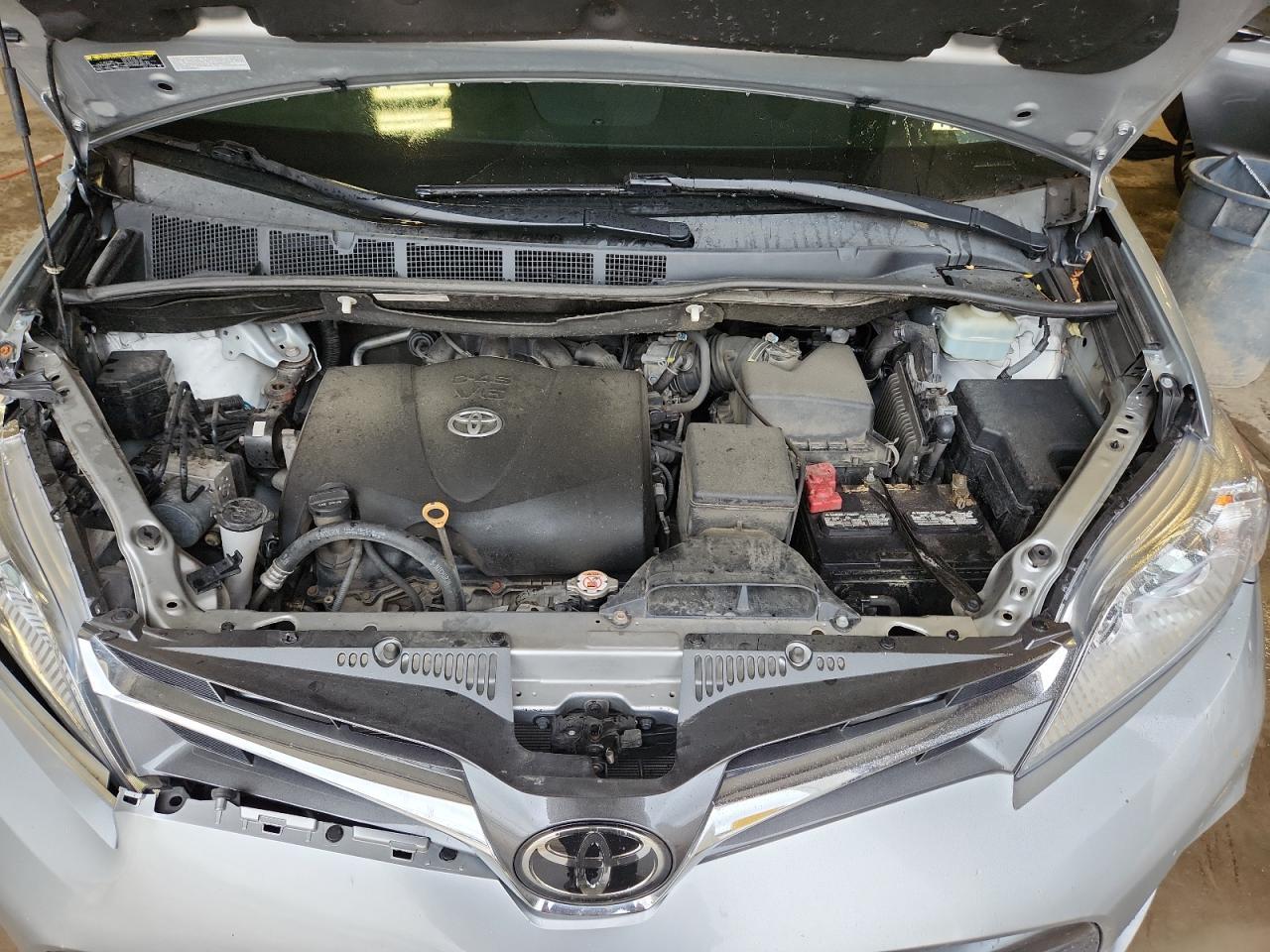 2019 TOYOTA SIENNA