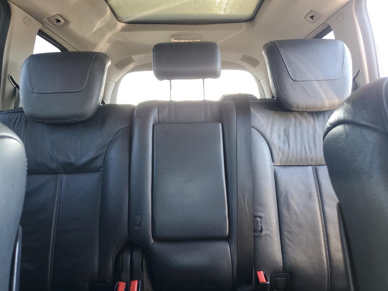 2011 MERCEDES-BENZ