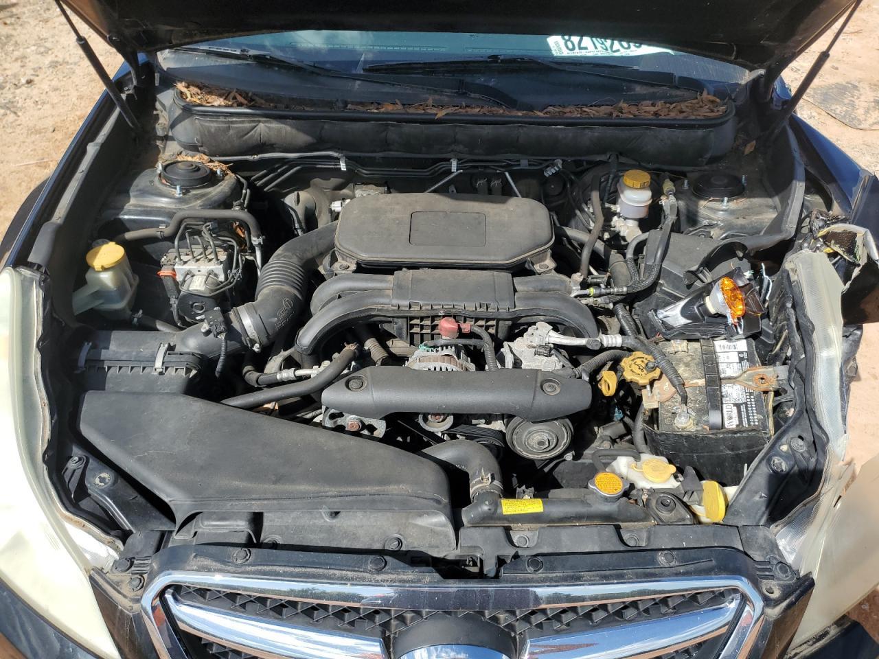 2011 SUBARU Legacy