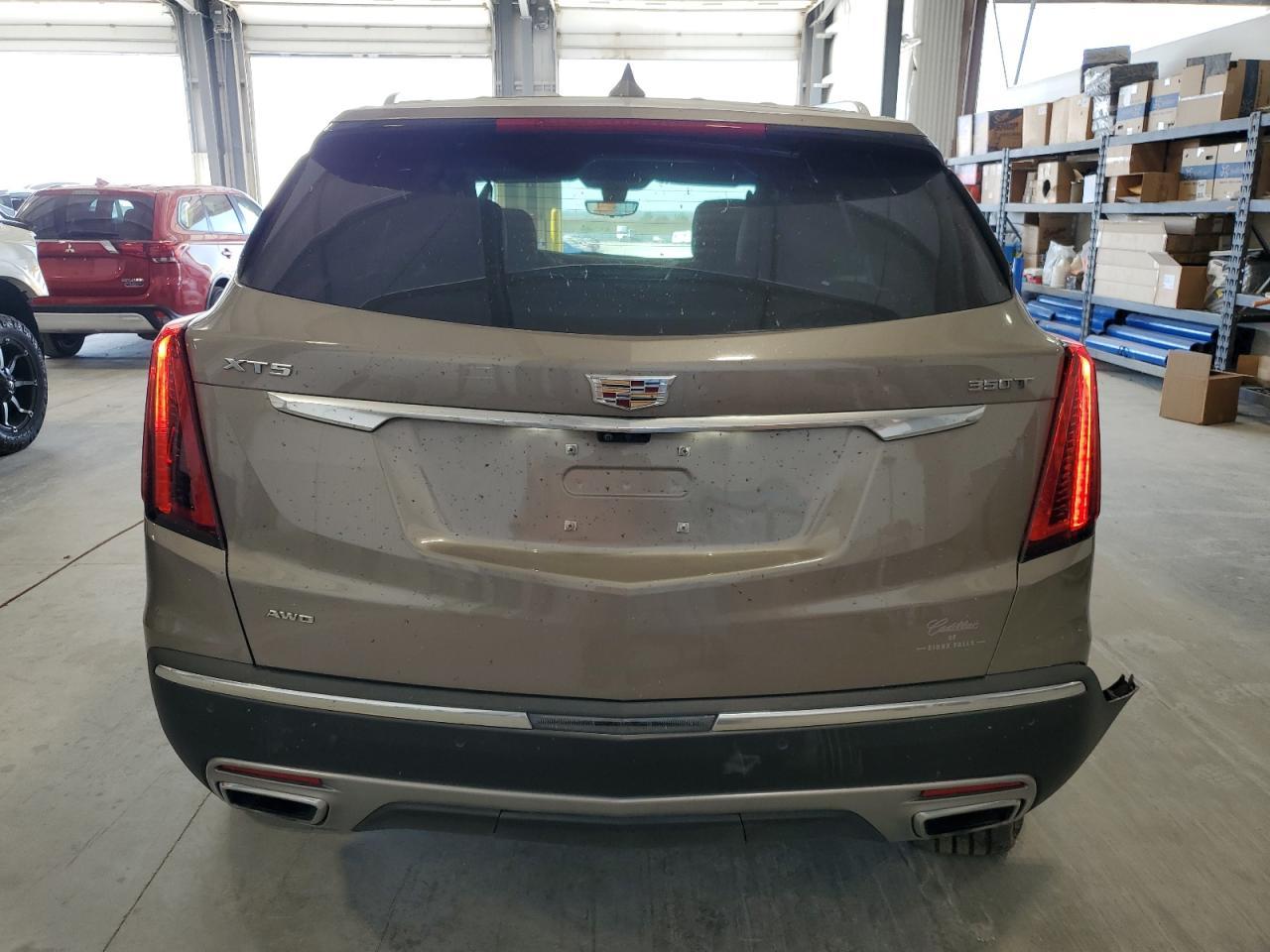2023 CADILLAC XT5