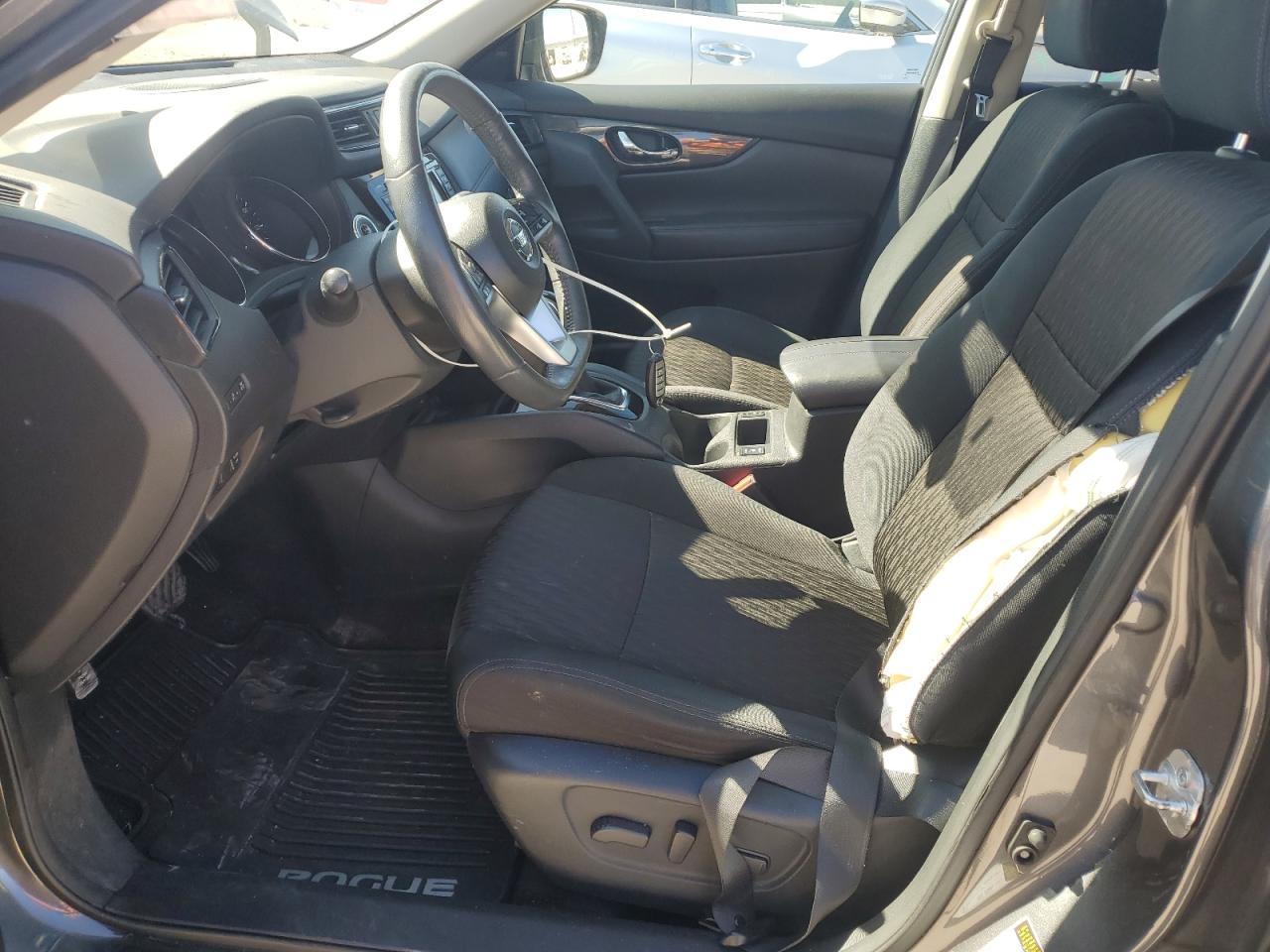 2017 NISSAN ROGUE