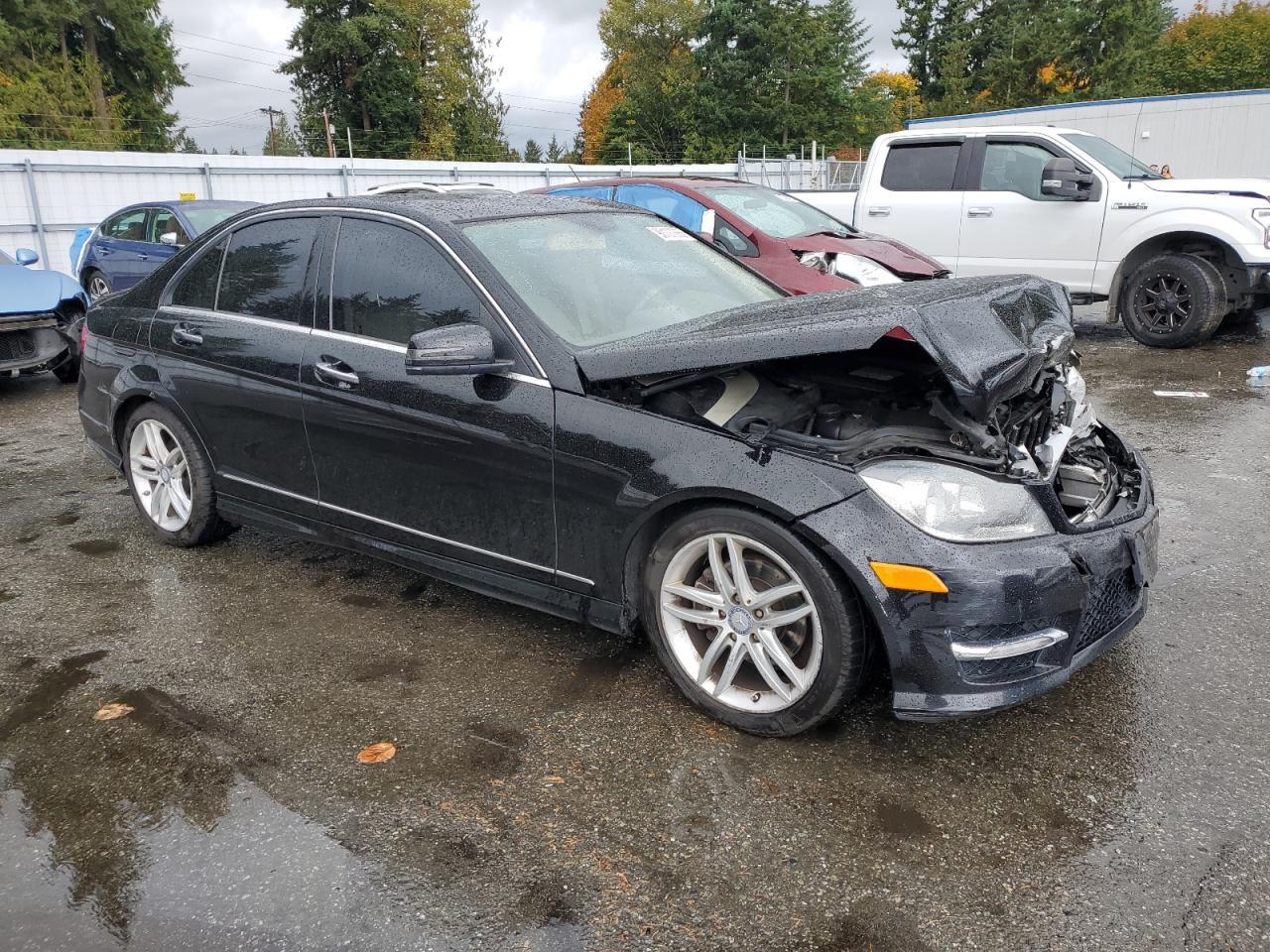 2012 MERCEDES-BENZ C-CLASS