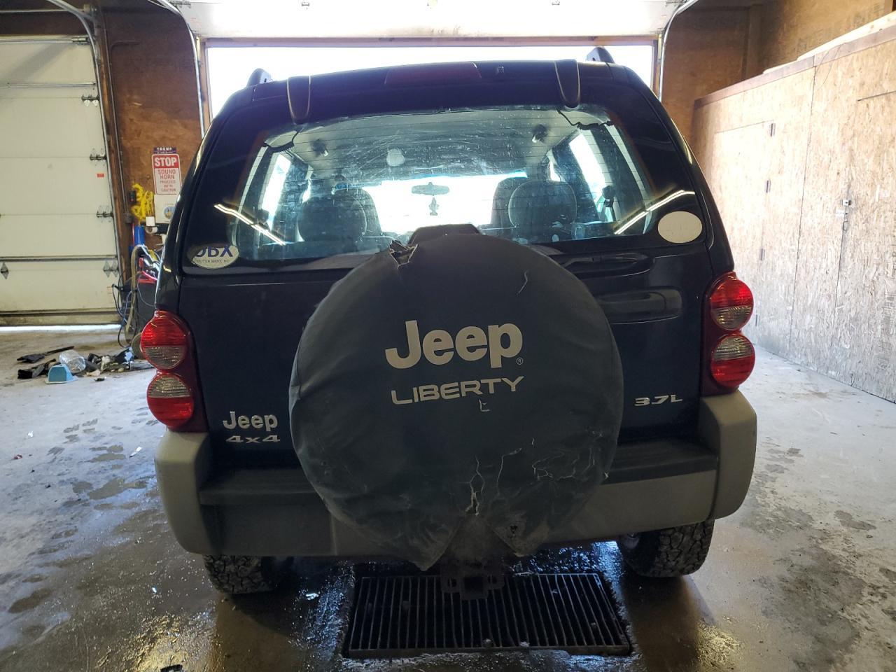 2005 JEEP Liberty